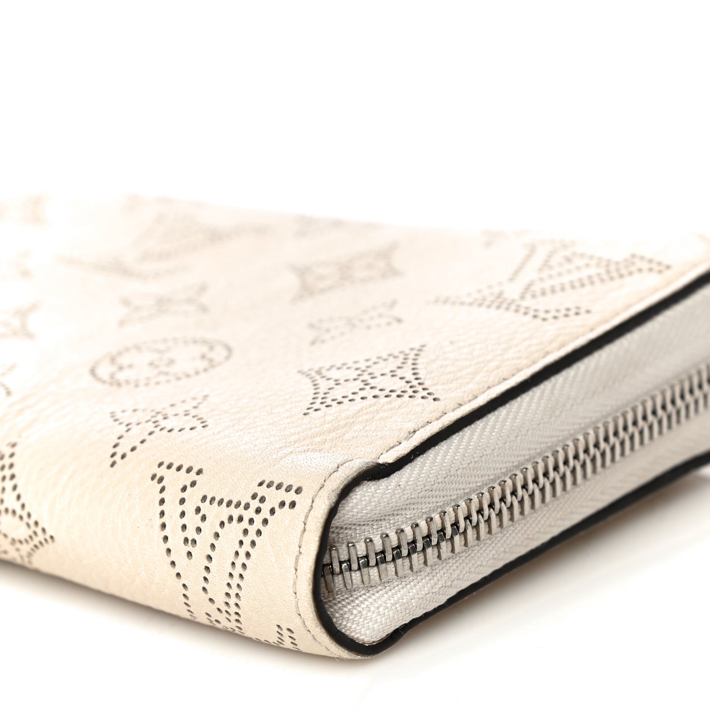 Mahina Zippy Wallet Ivory