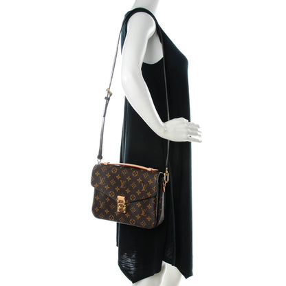 Louis Vuitton Monogram Pochette Metis 2 of 7