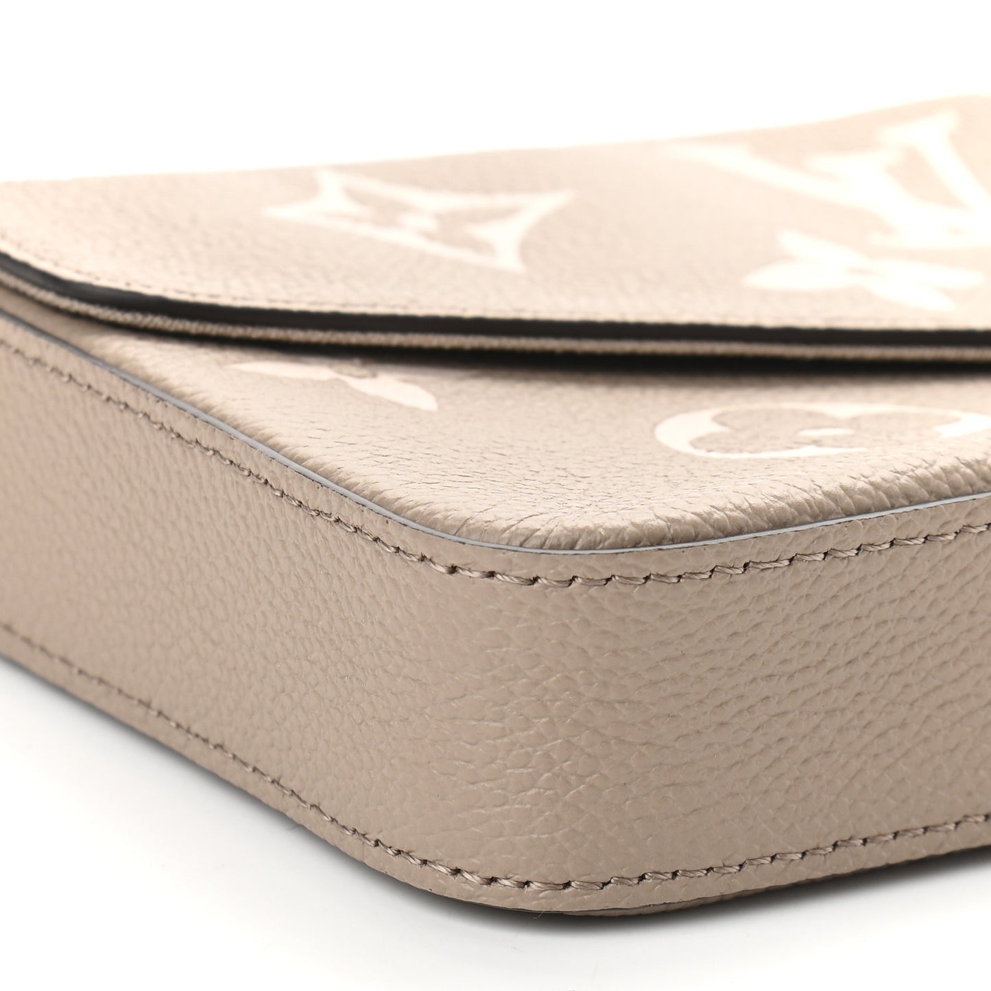 Empreinte Monogram Giant Felicie Pochette Tourterelle Creme