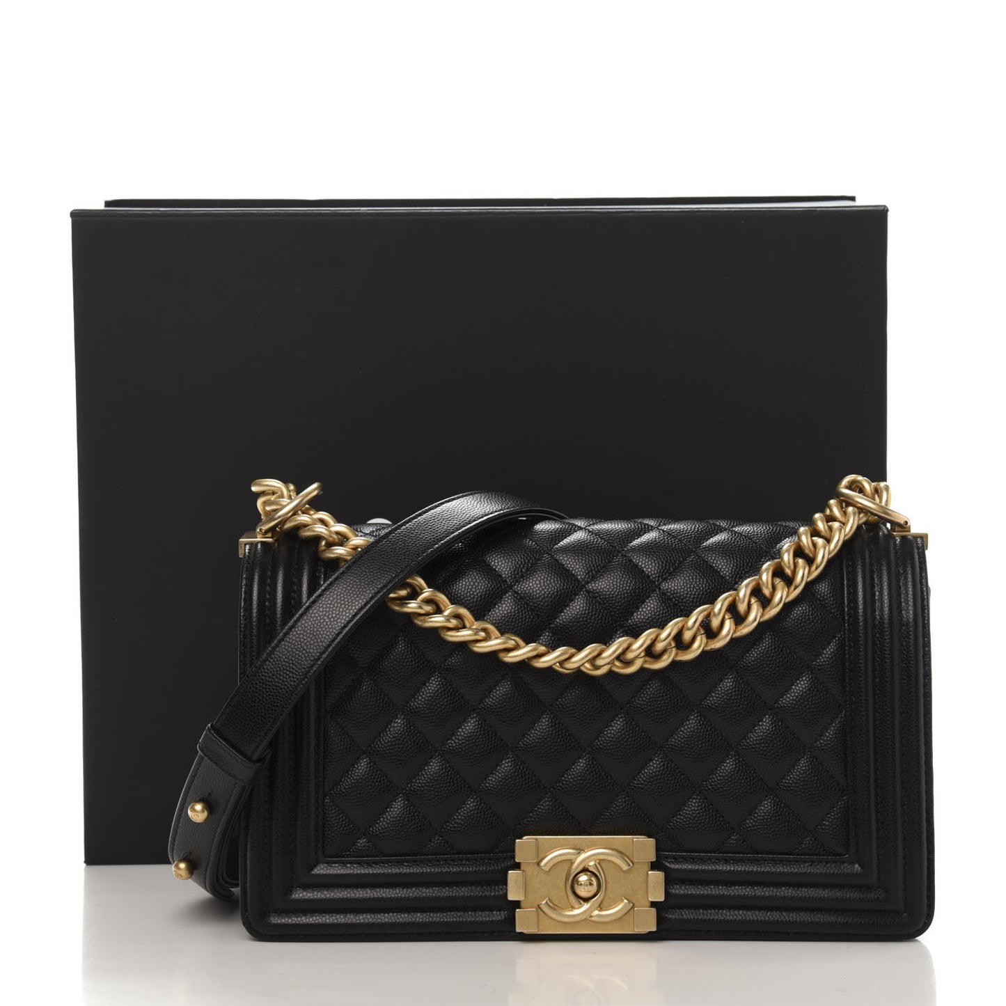 Caviar Quilted Medium Boy Flap Black
