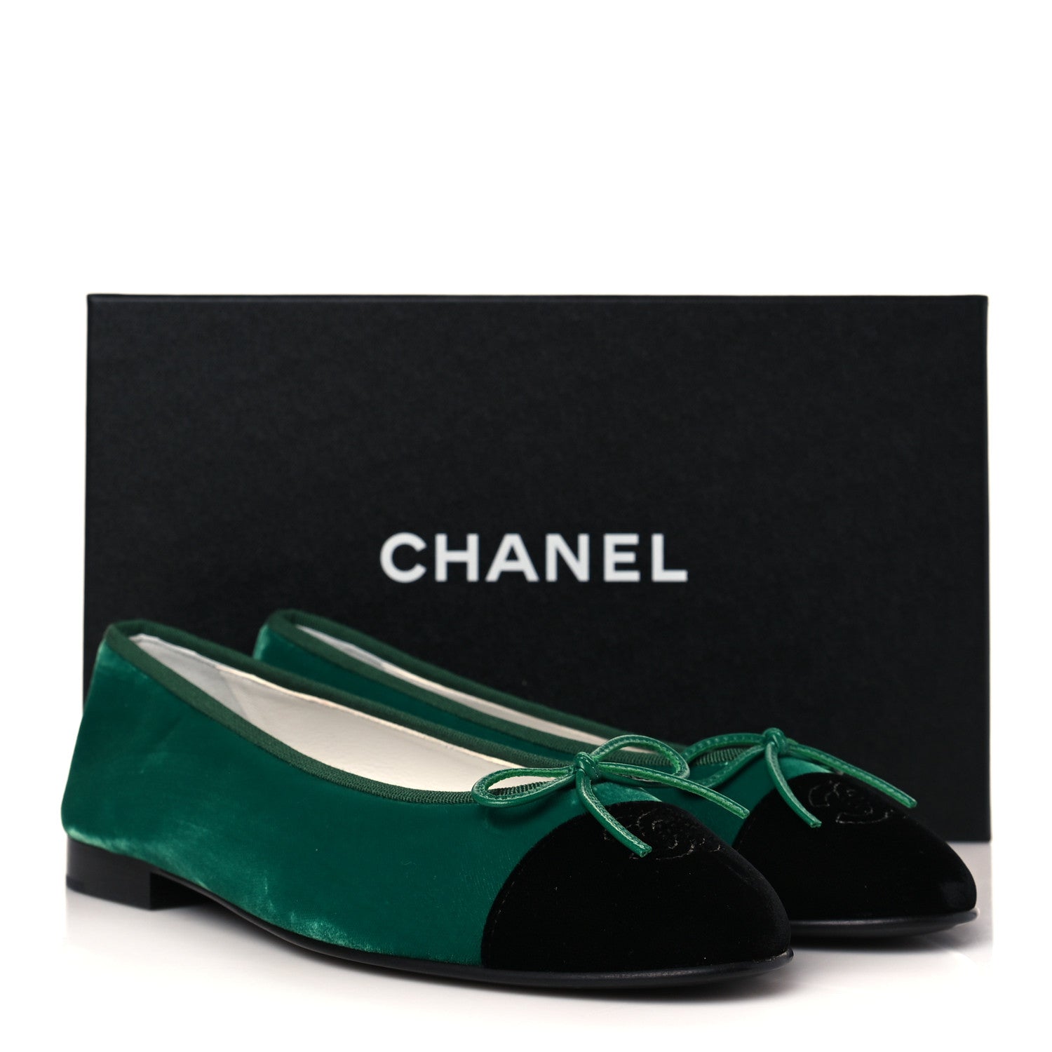 Chanel Velvet Cap Toe Ballerina Flats 38.5 Green Black 9 of 9