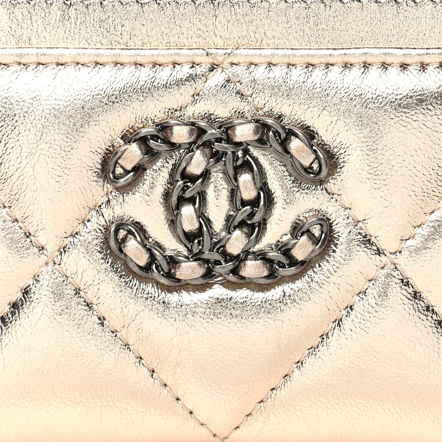 Metallic Lambskin Quilted Chanel 19 Card Holder Gold