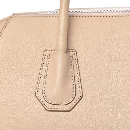 Givenchy Sugar Goatskin Medium Antigona Skin 16 of 24