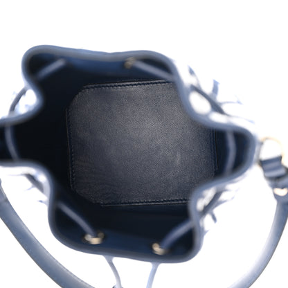 Valentino Garavani VALENTINO GARAVANI Toile Iconographe Nappa Mini Vlogo Signature Bucket Bag White Worker 5 of 9
