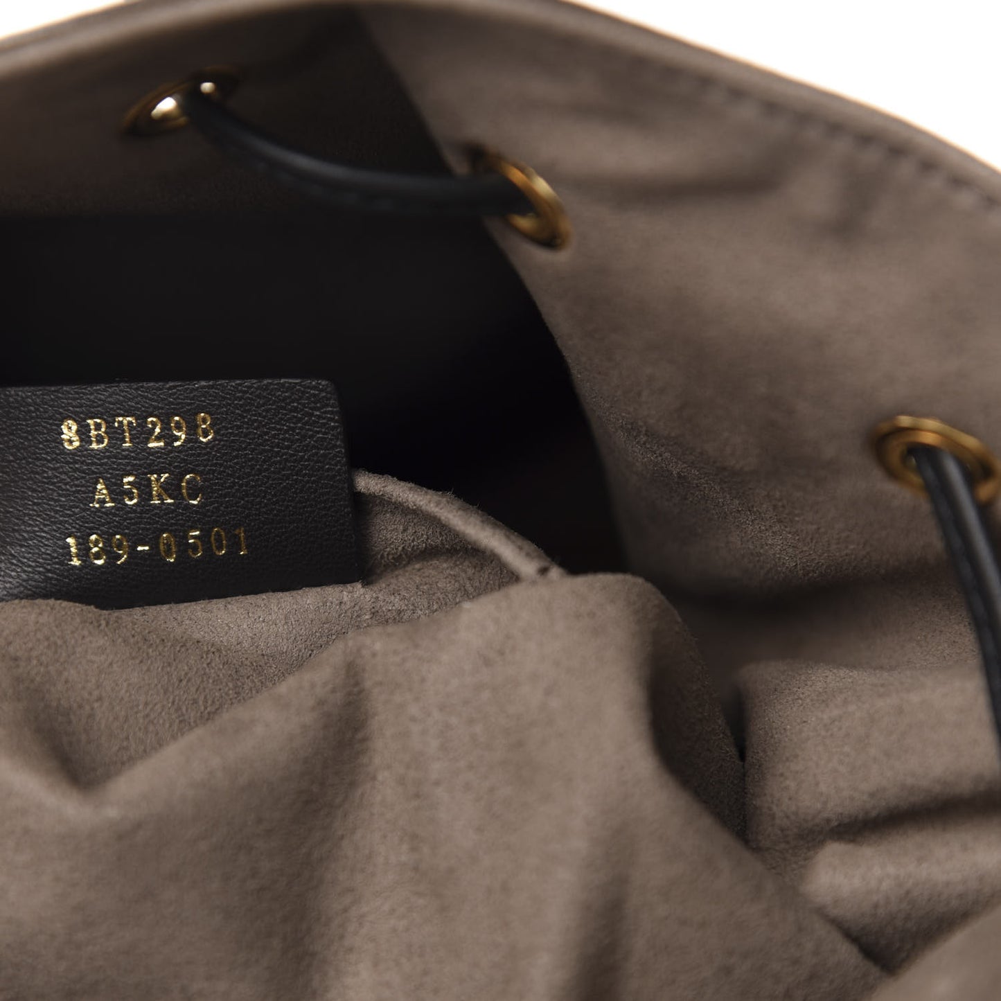 Glazed Fabric Vitello Grace F is Fendi FF 1974 Stamp Patch Grande Mon Tresor Bucket Bag Mogano Panna Black