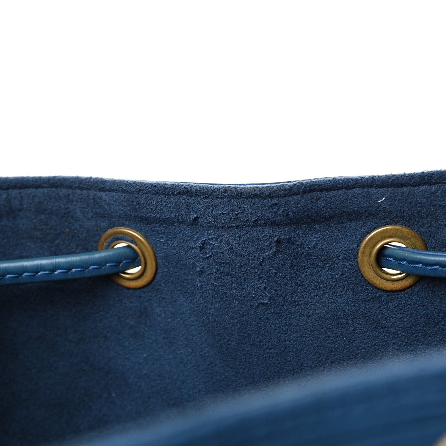 Louis Vuitton Epi Noe Toledo 7 of 15