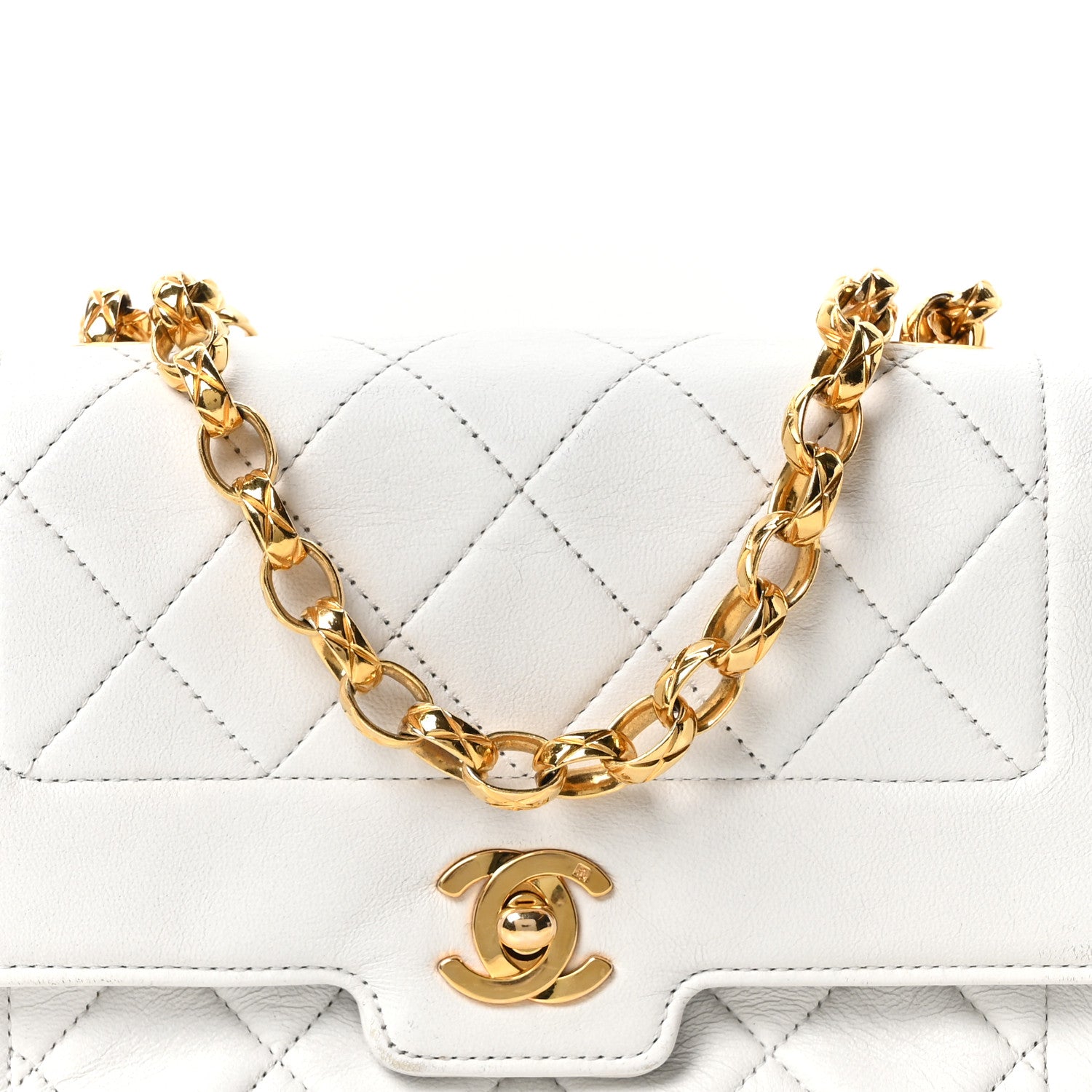 Chanel Lambskin Quilted Mini Flap Bag White 1875167 – FASHIONPHILE