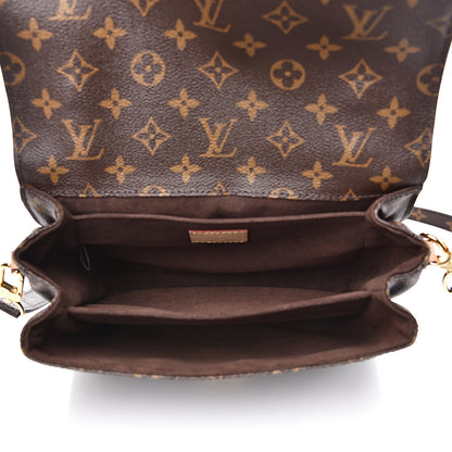 Louis Vuitton Monogram Pochette Metis 4 of 11