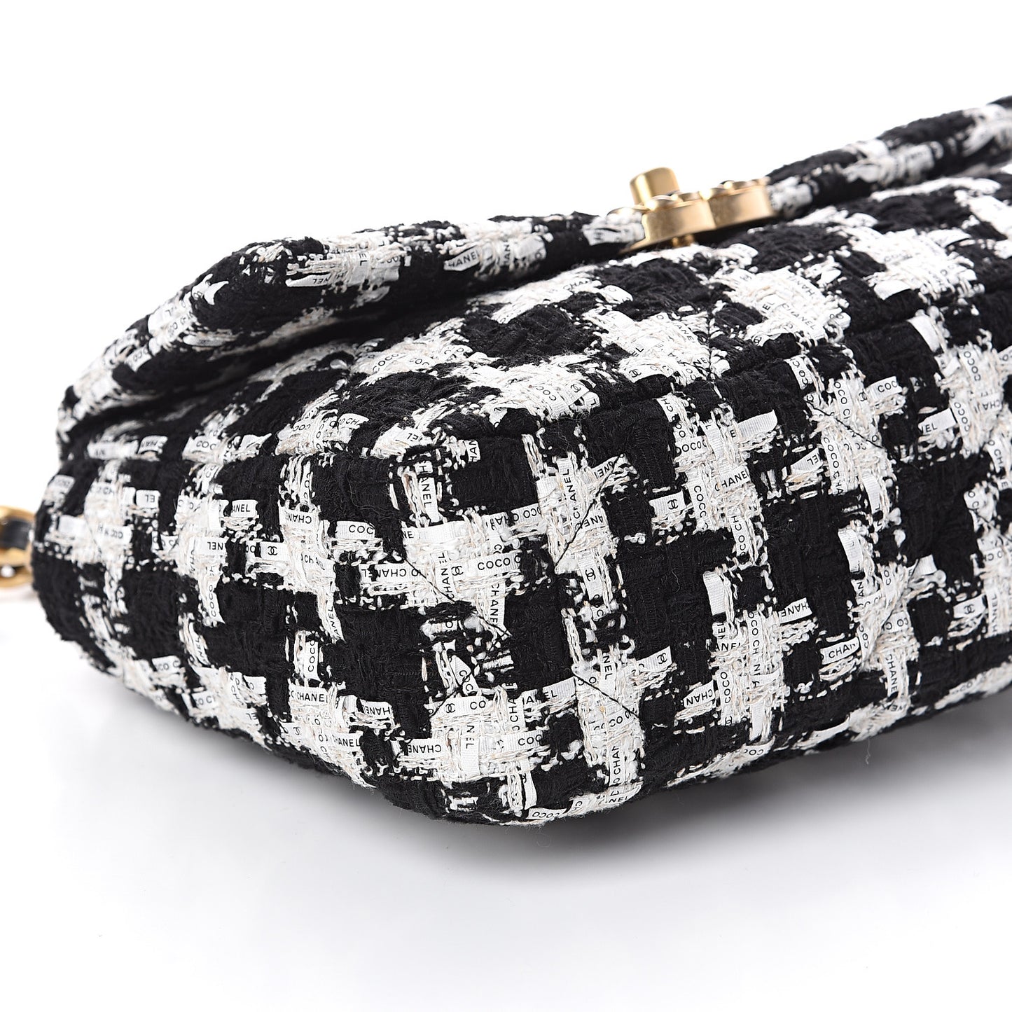Tweed Quilted Medium 19 Flap Black Ecru White
