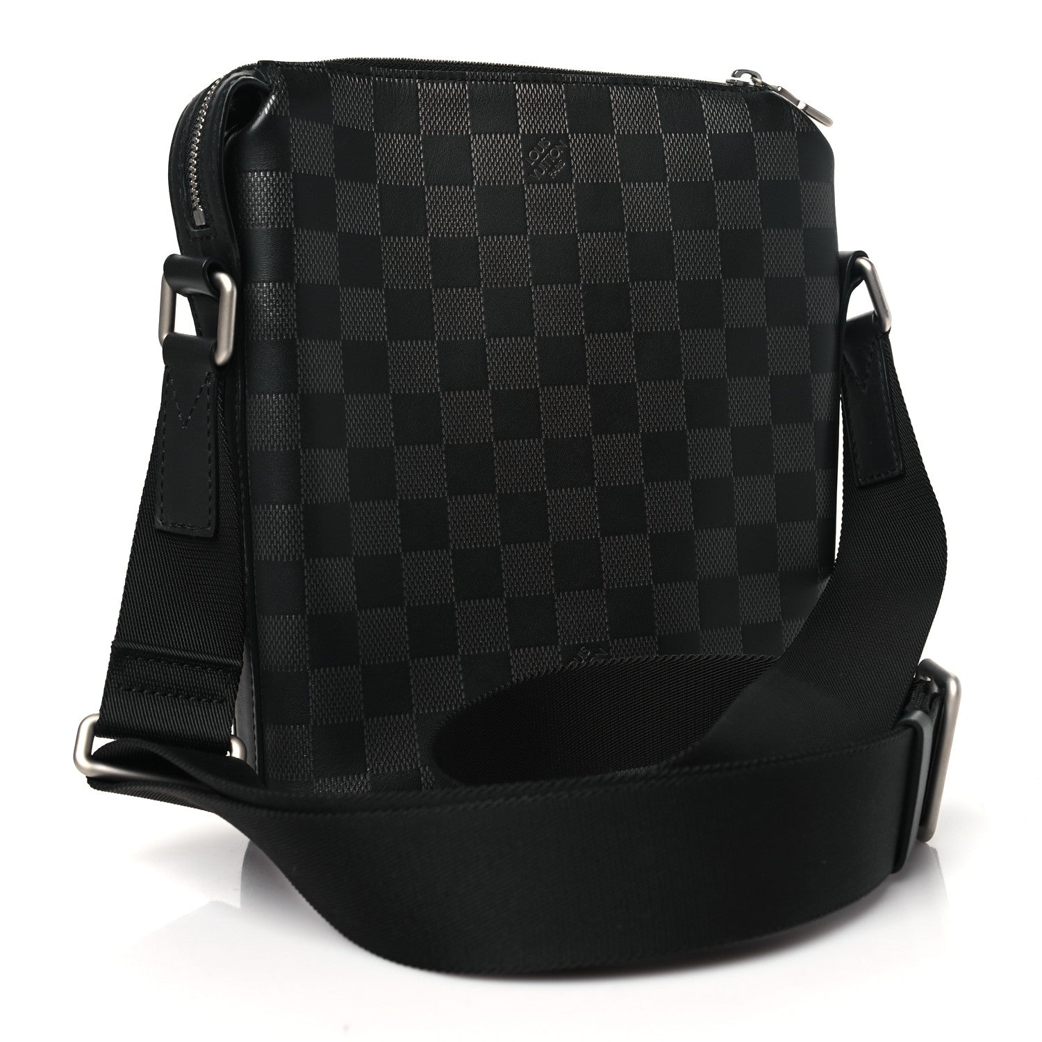 Louis Vuitton Damier Infini Discovery Messenger BB Onyx 3 of 10