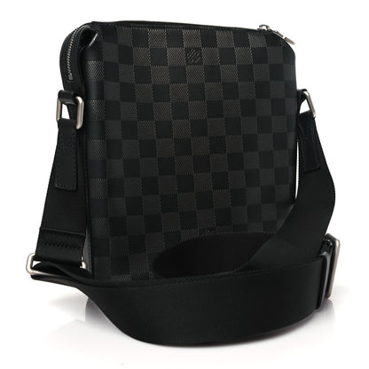 Louis Vuitton Damier Infini Discovery Messenger BB Onyx 3 of 10