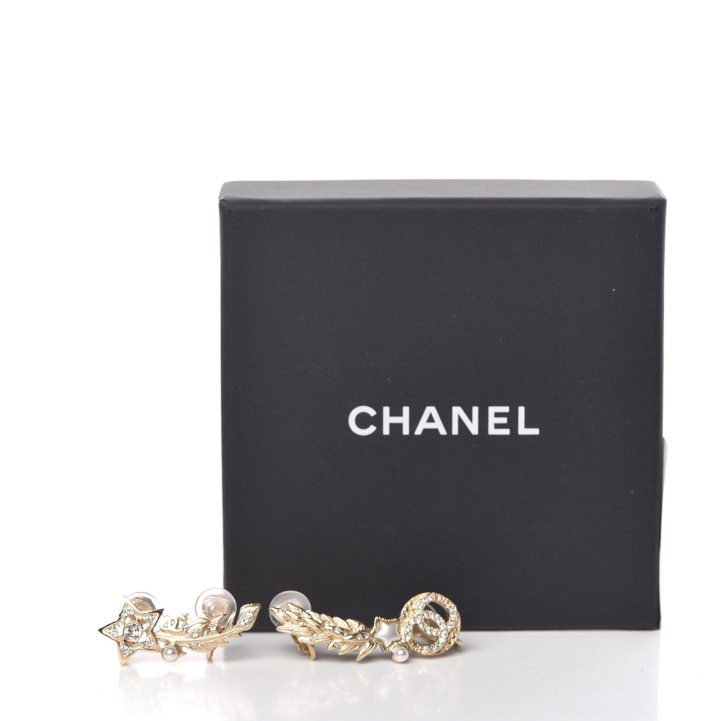 Feather Star CC Clip On Earrings Gold