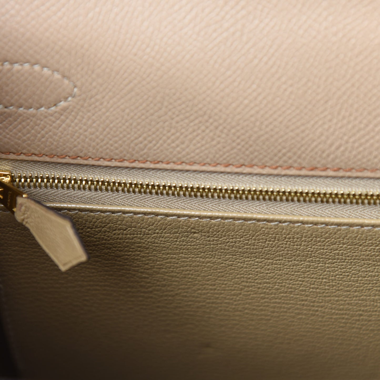 Epsom Bi-Color Horseshoe Kelly Sellier 28 Trench Gold