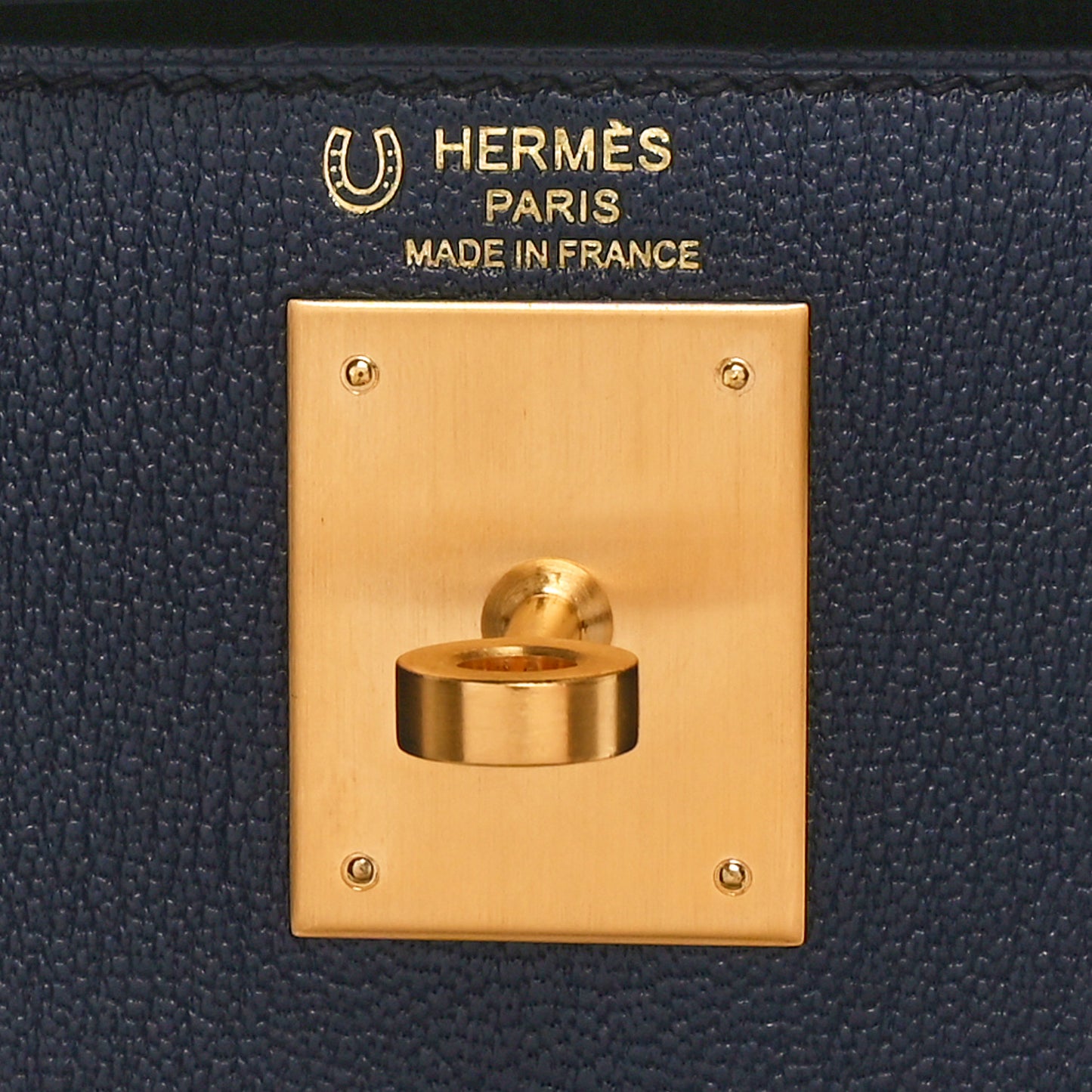 Chevre Chamkila Horseshoe Kelly Sellier 28 Bleu Indigo
