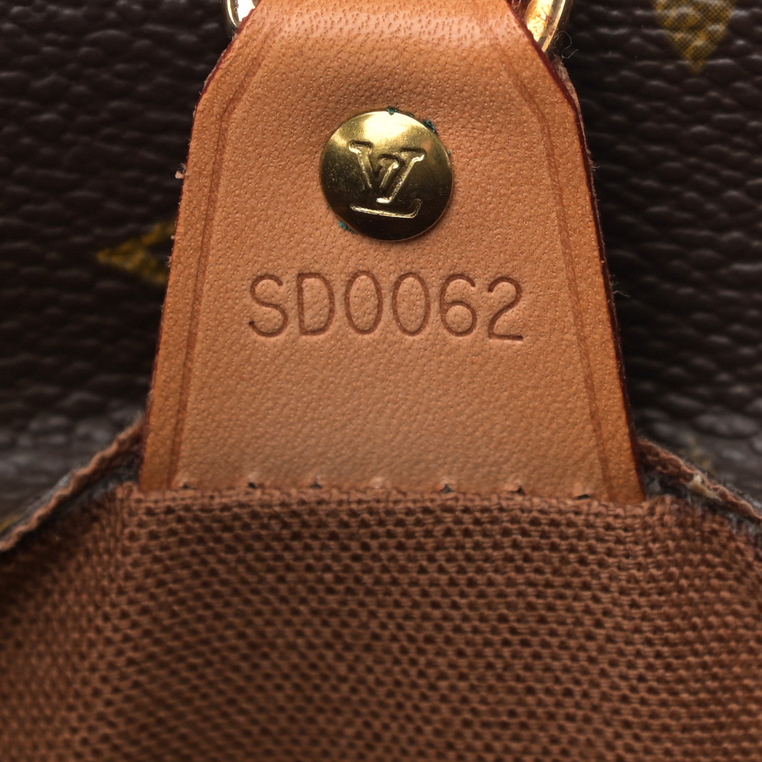 Louis Vuitton Monogram Vavin GM 7 of 10