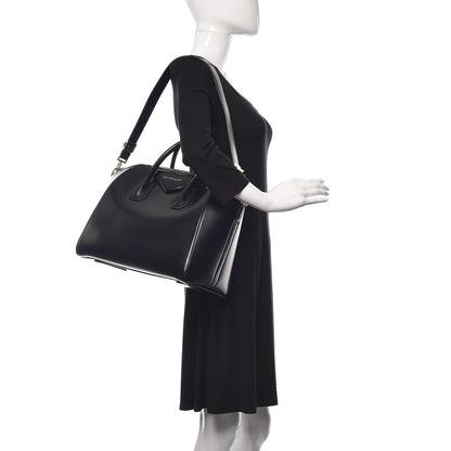 Givenchy Shiny Lord Calfskin Medium Antigona Black 2 of 14