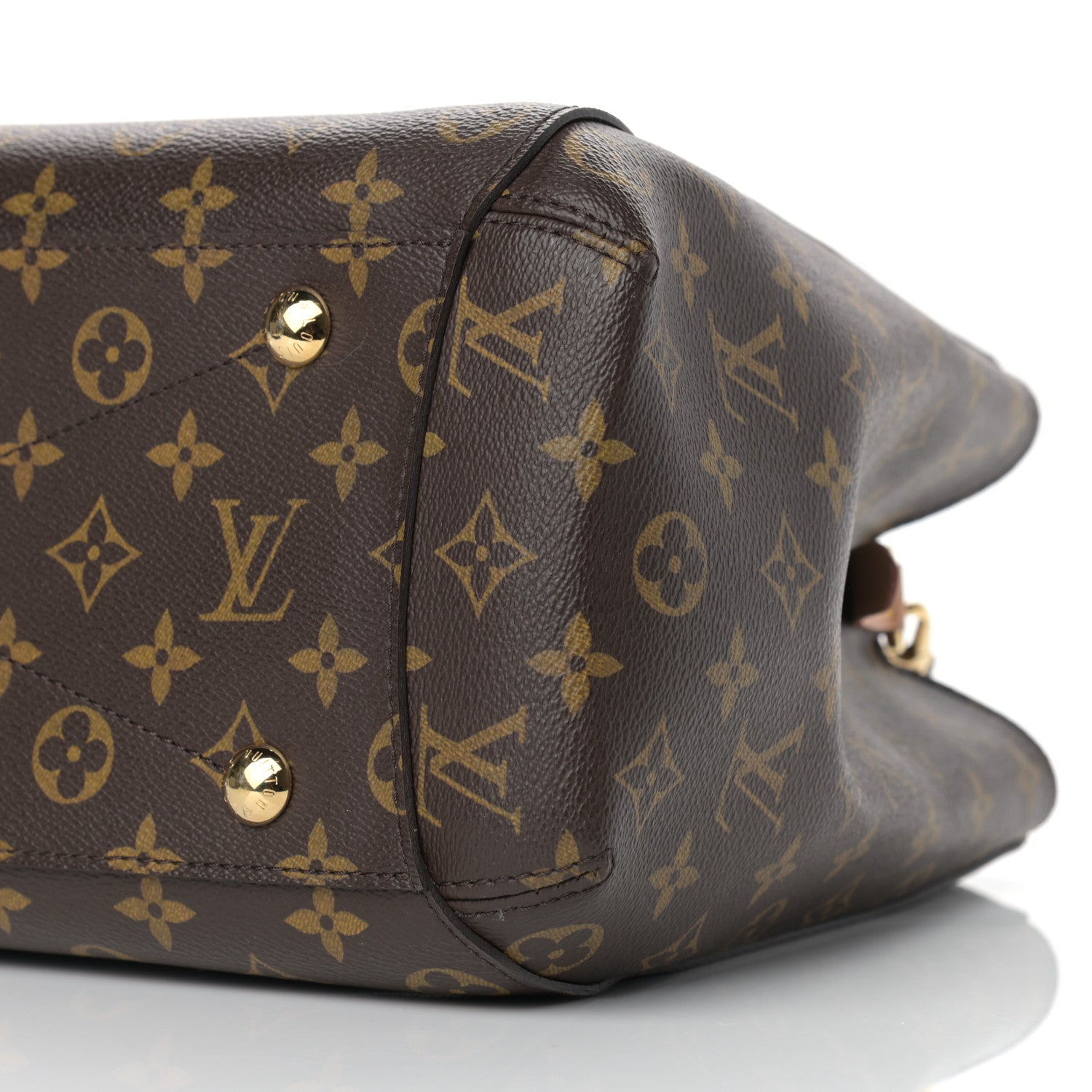 Louis Vuitton Monogram Montaigne GM 9 of 9