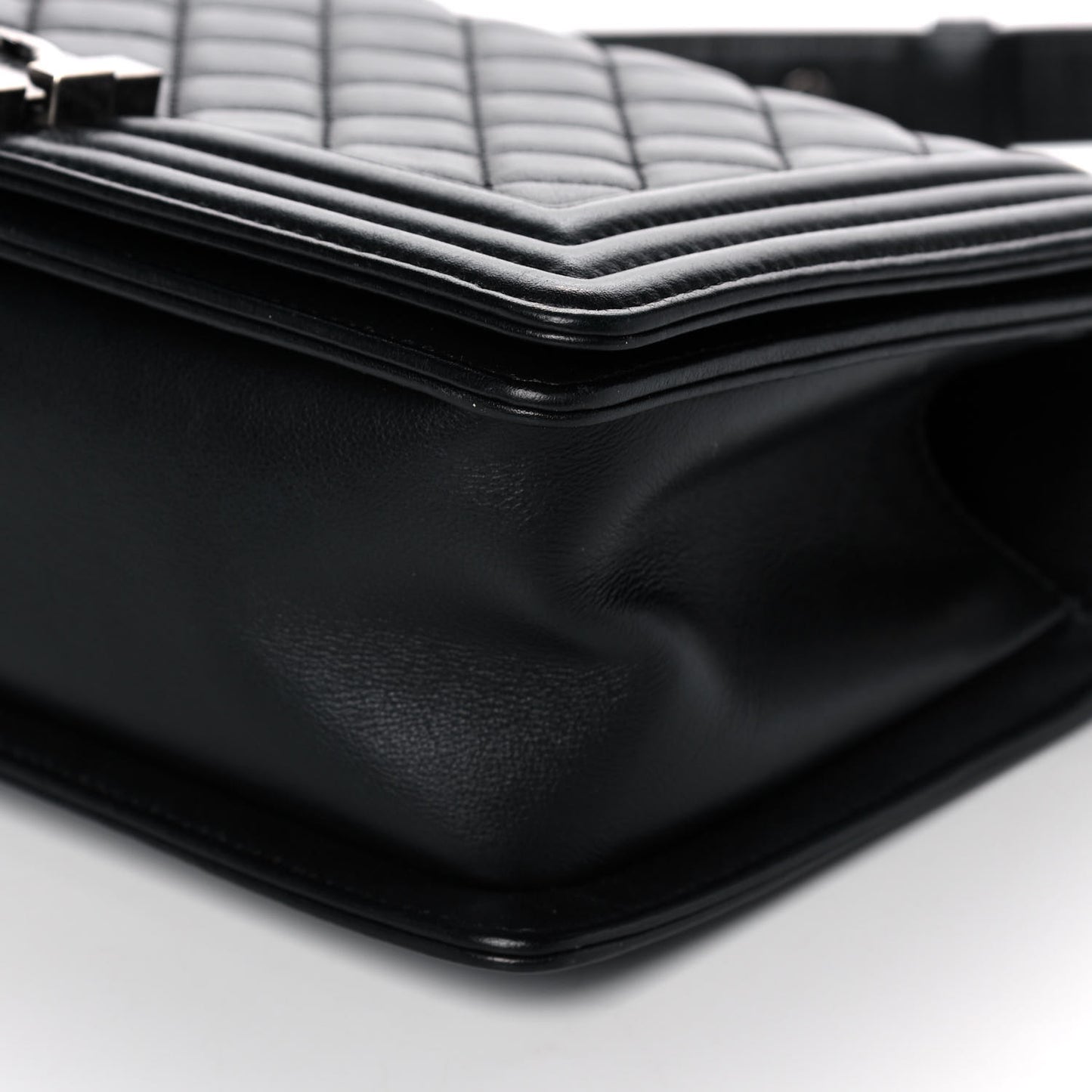 Calfskin Quilted Medium Boy Flap Black