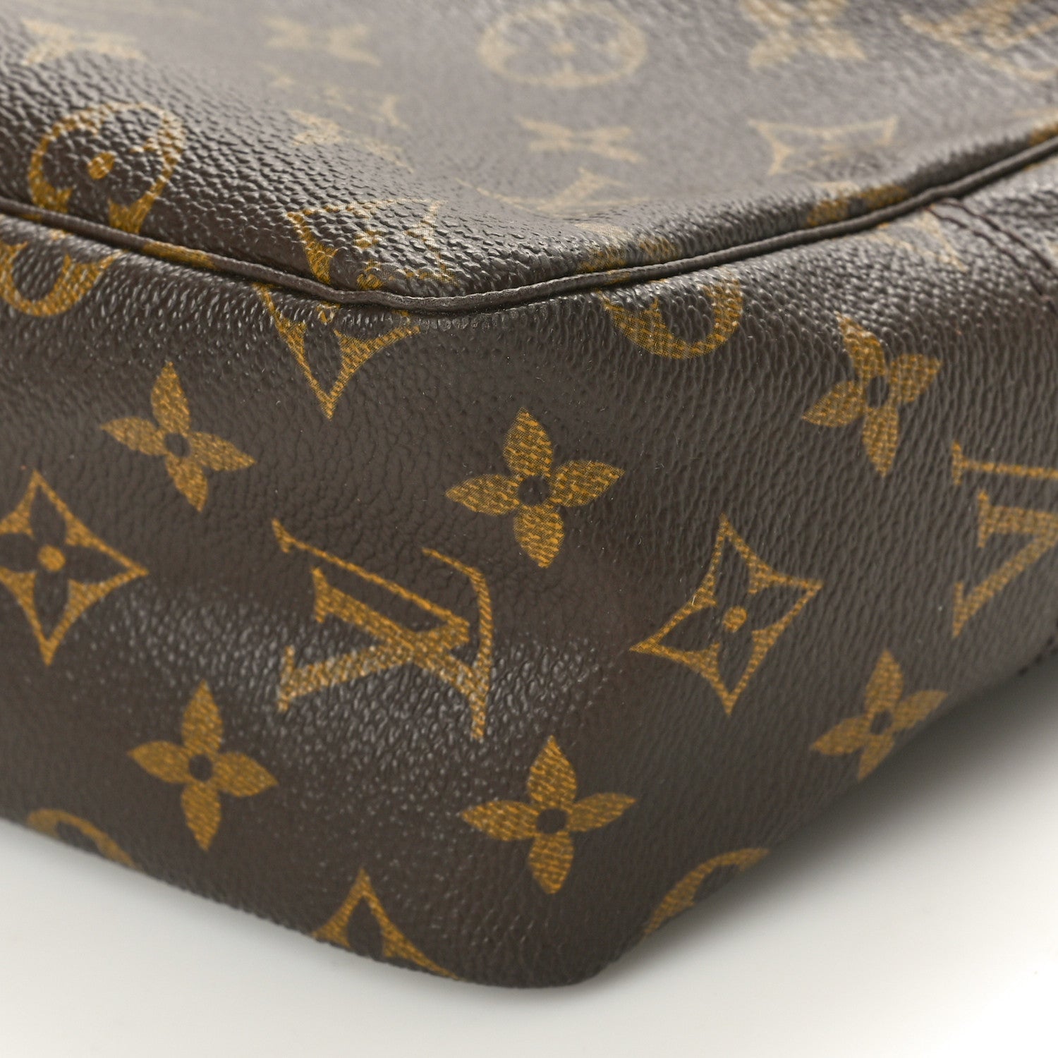 Louis Vuitton Monogram Trousse Toilette 28 9 of 10