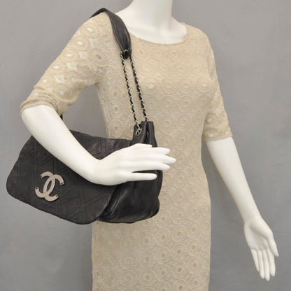 Chanel Leather Diamond Stitch Flap Black 2 of 9