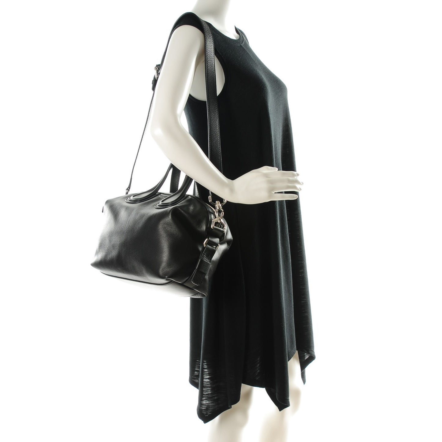 Pebbled Calfskin Small Nightingale Black