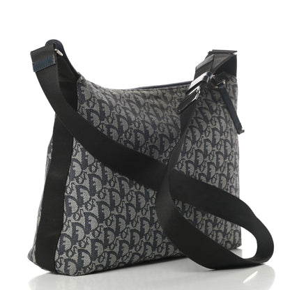 Christian Dior Monogram Messenger Navy 3 of 15