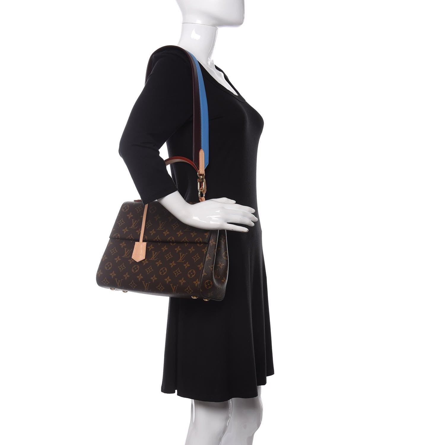 Louis Vuitton Monogram Cluny MM Blue Glacial 2 of 11