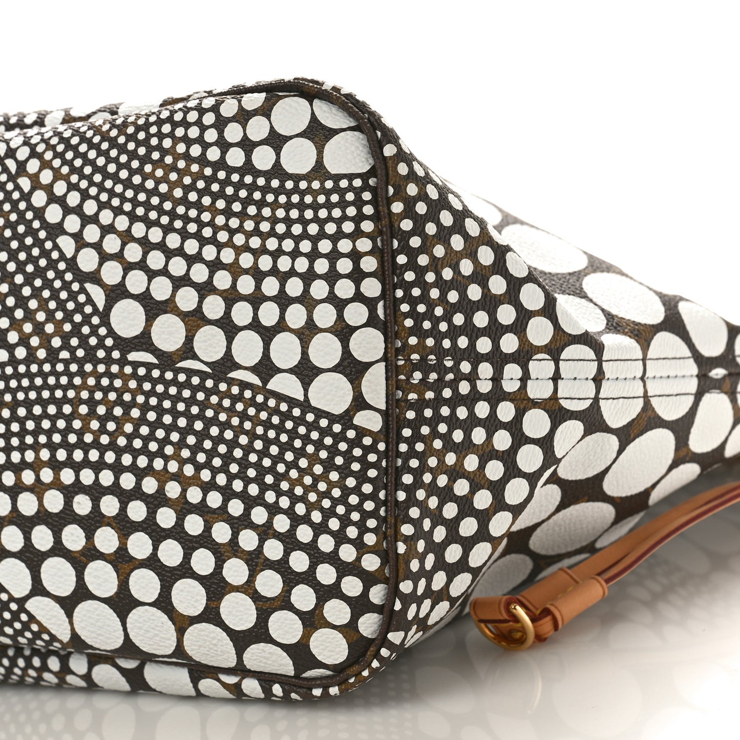 Monogram Kusama Waves Neverfull MM White
