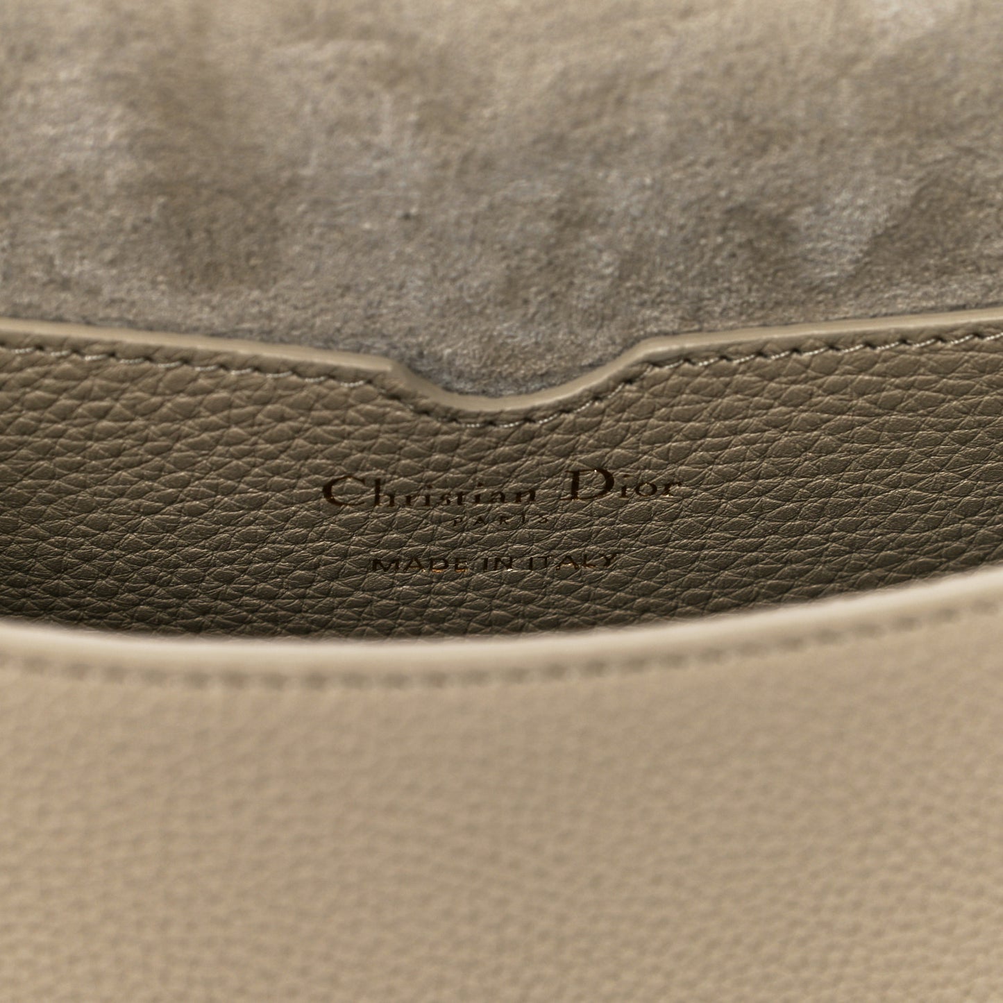 Grained Calfskin Medium Bobby Flap Beige