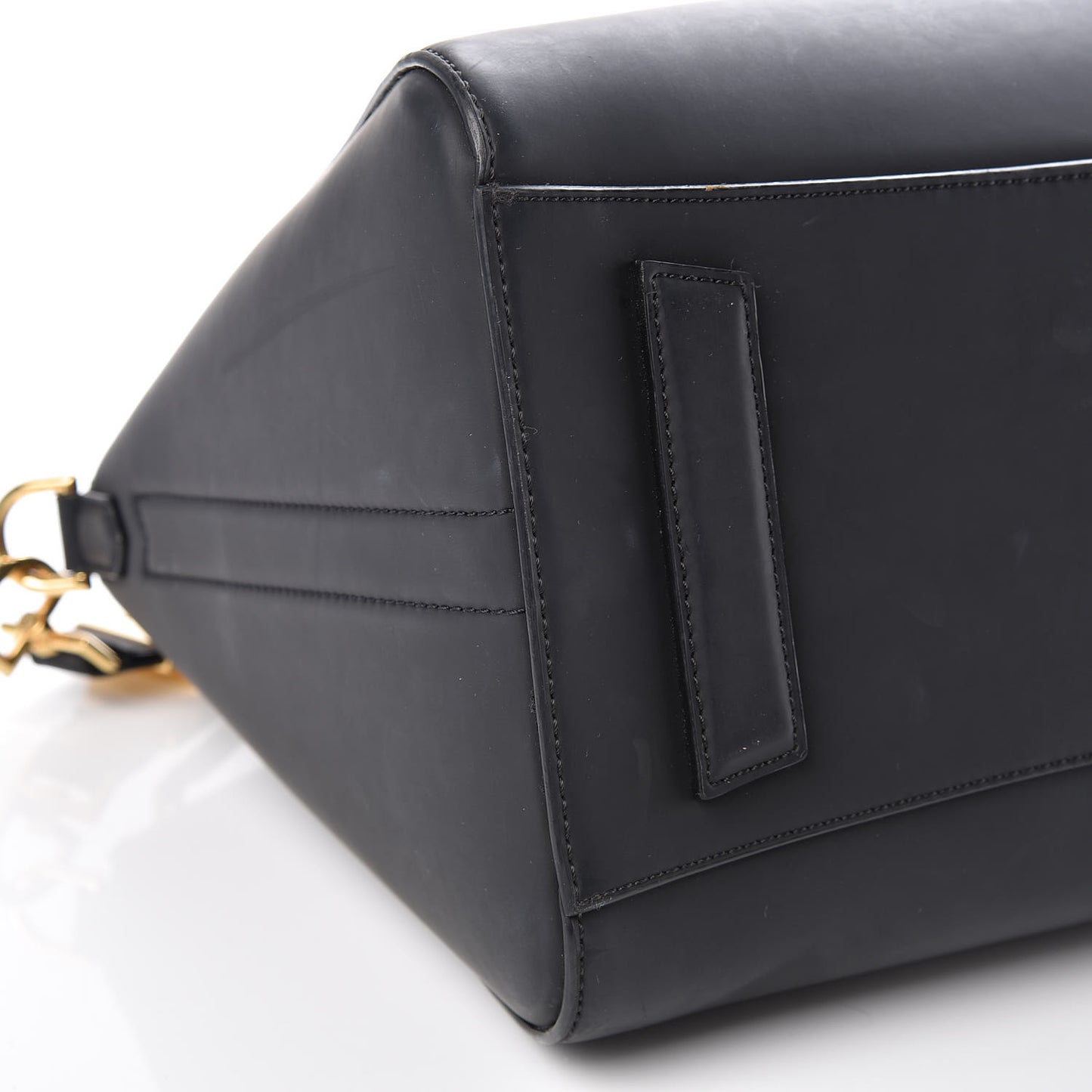 Rubber Effect Calfskin Medium Antigona Black