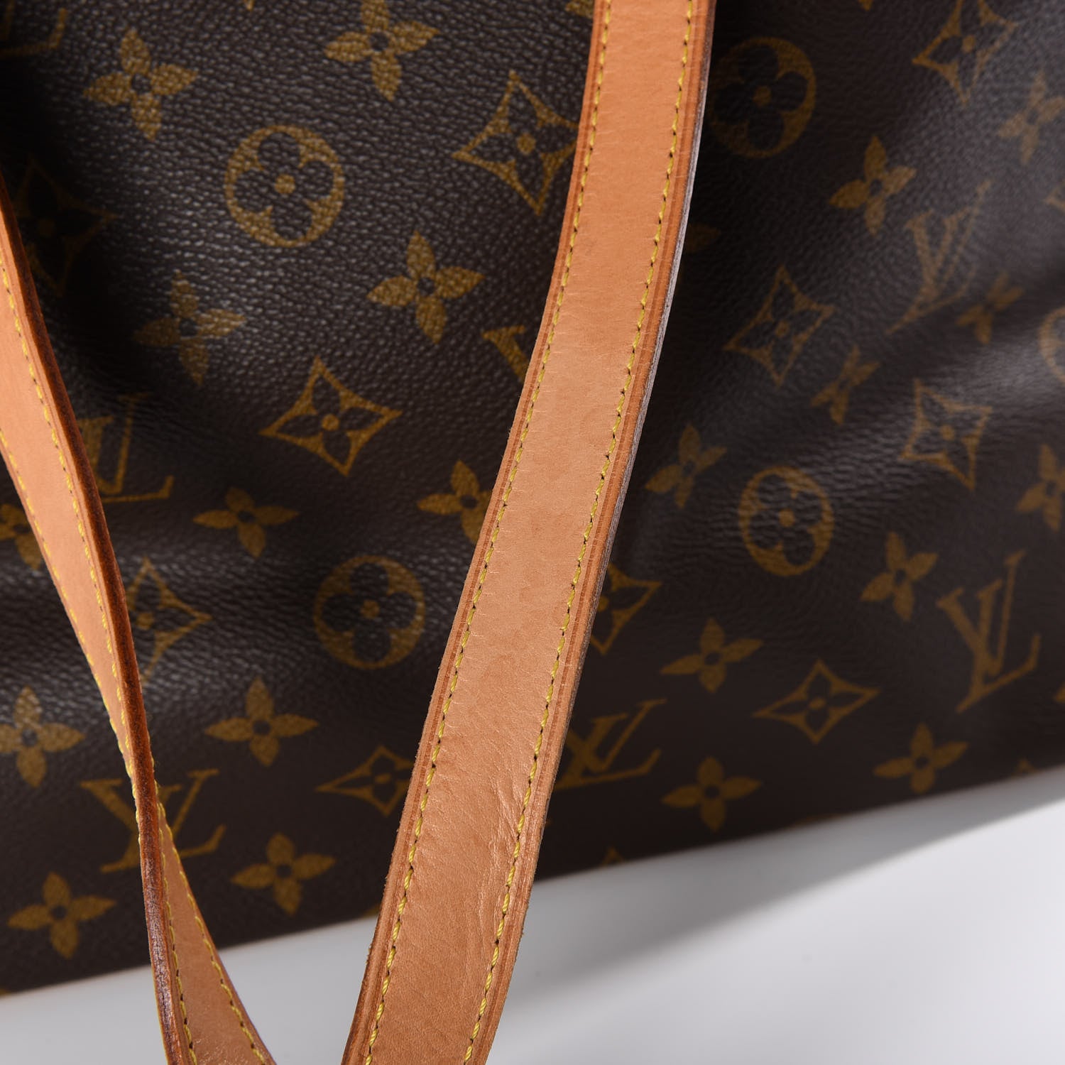 Louis Vuitton Monogram Cabas Mezzo 11 of 12