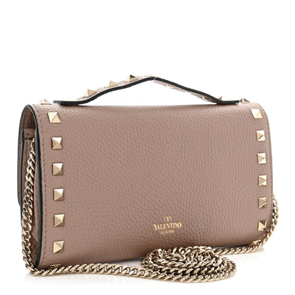 Valentino Garavani Pebbled Calfskin Rockstud Flip Lock Wallet On Chain Poudre 3 of 9