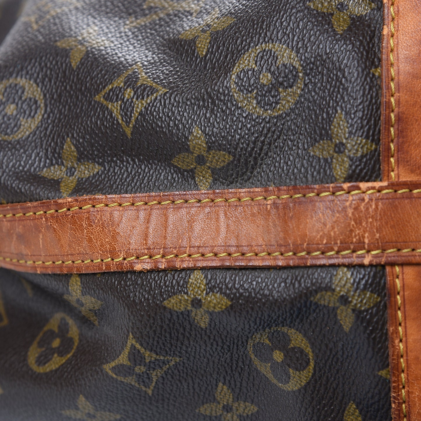 Monogram Noe