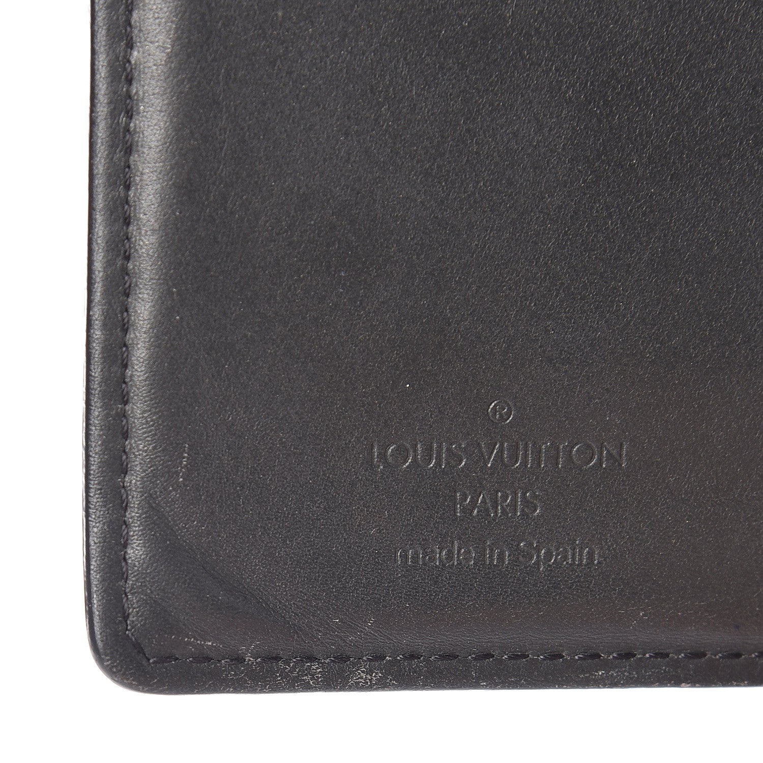 Louis Vuitton Mat Monogram Small Ring Agenda Cover Black 8 of 13