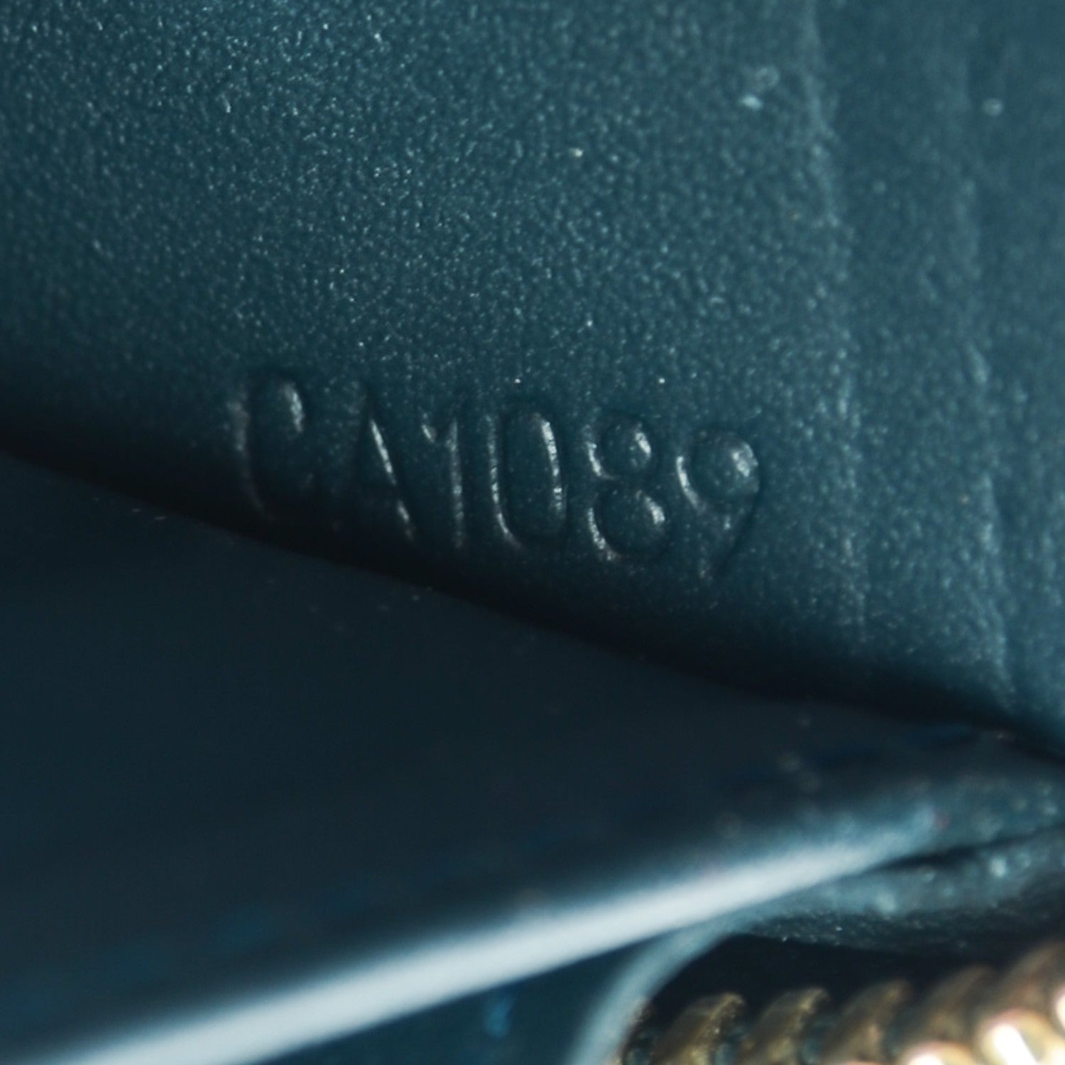 Louis Vuitton Vernis Zippy Wallet Blue Nuit 7 of 7