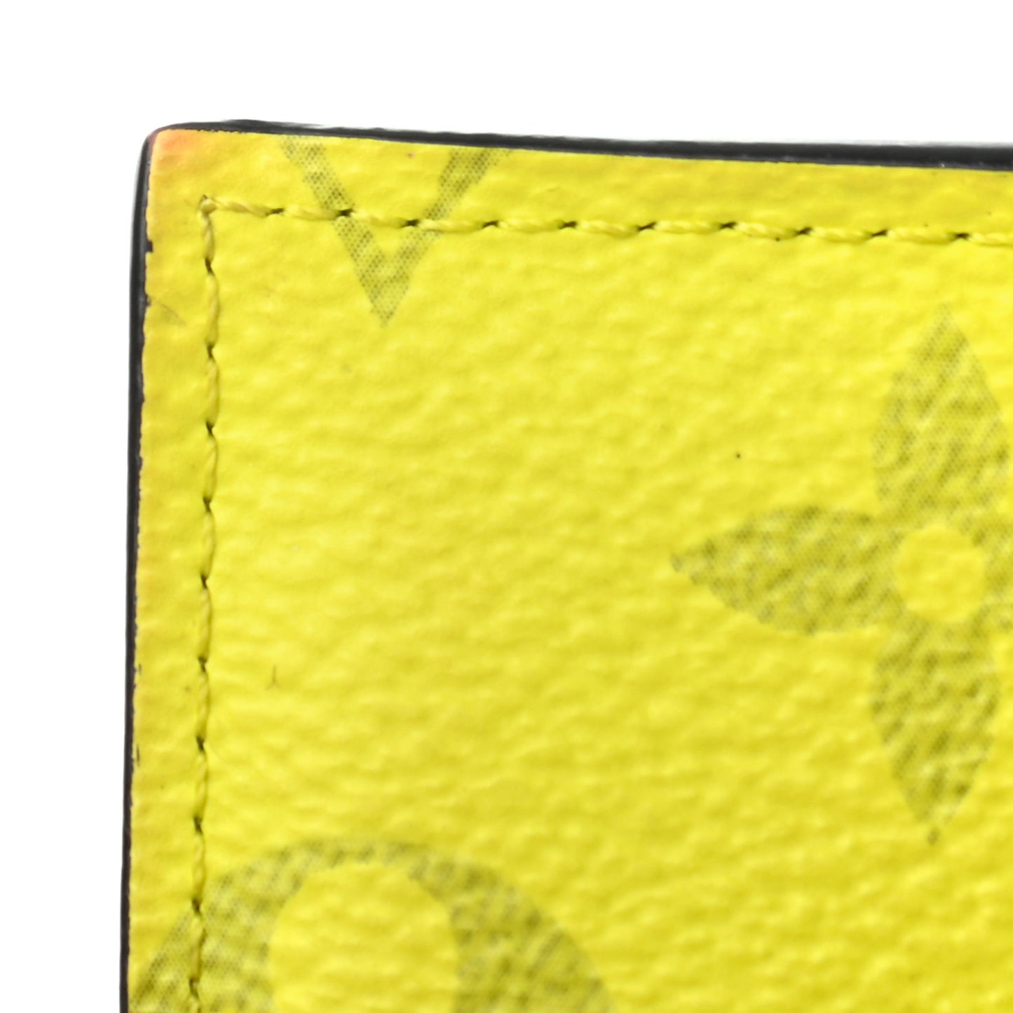 Monogram Taiga Discovery Compact Wallet Yellow