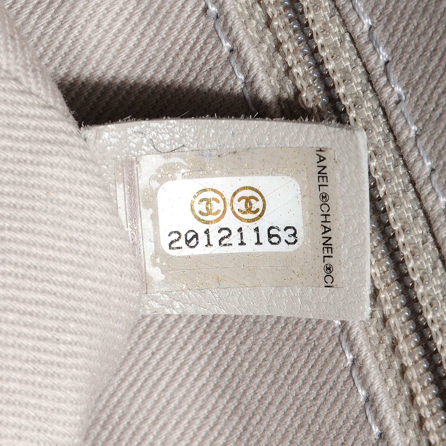 Caviar Jumbo Easy Flap Beige