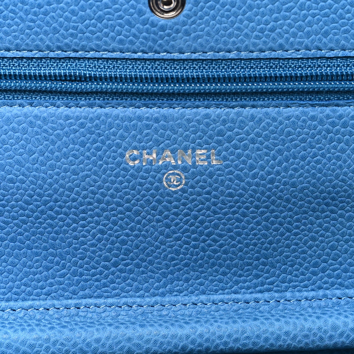 Iridescent Caviar Quilted Wallet on Chain WOC Blue