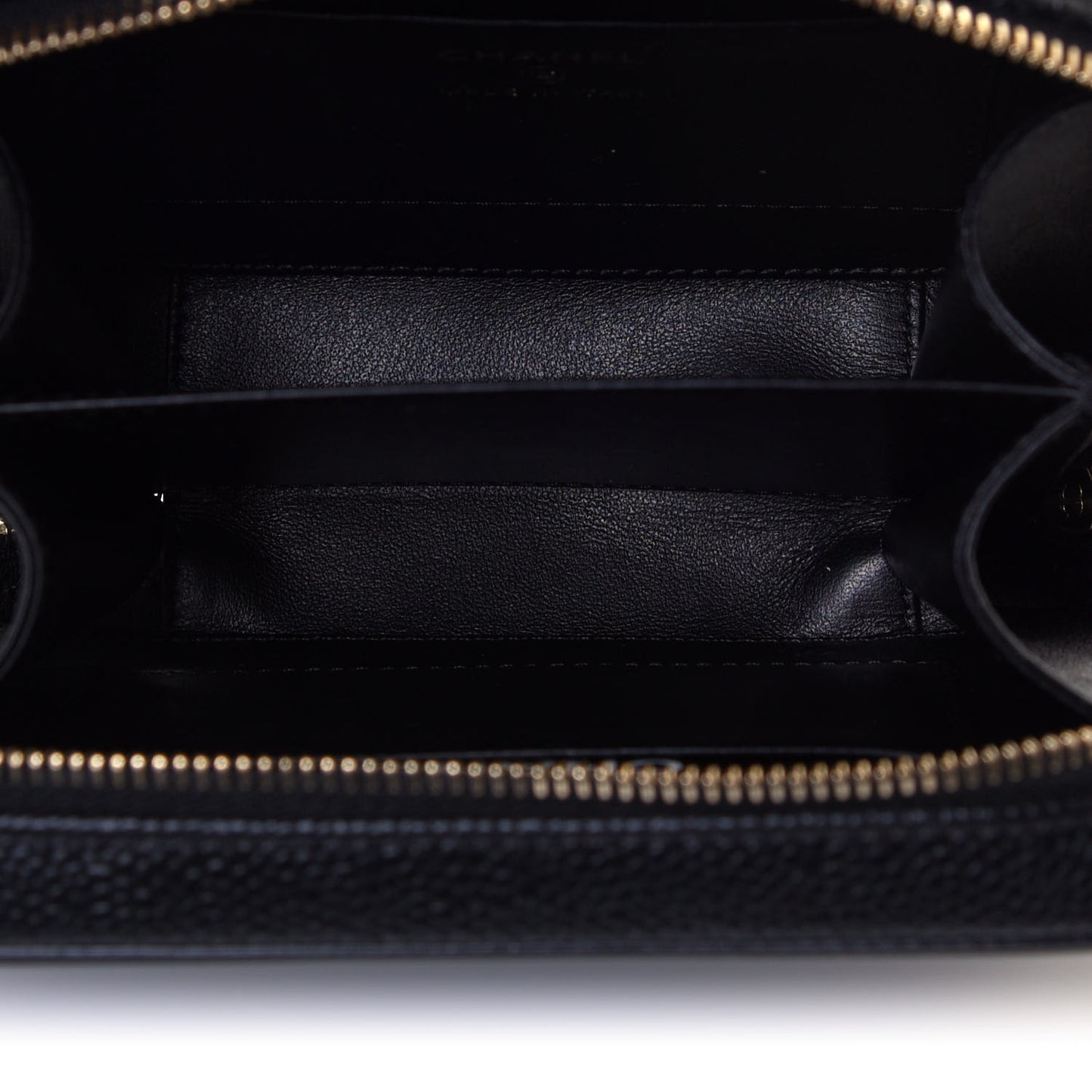 Caviar Quilted CC Filigree Vanity Clutch With Chain Black
