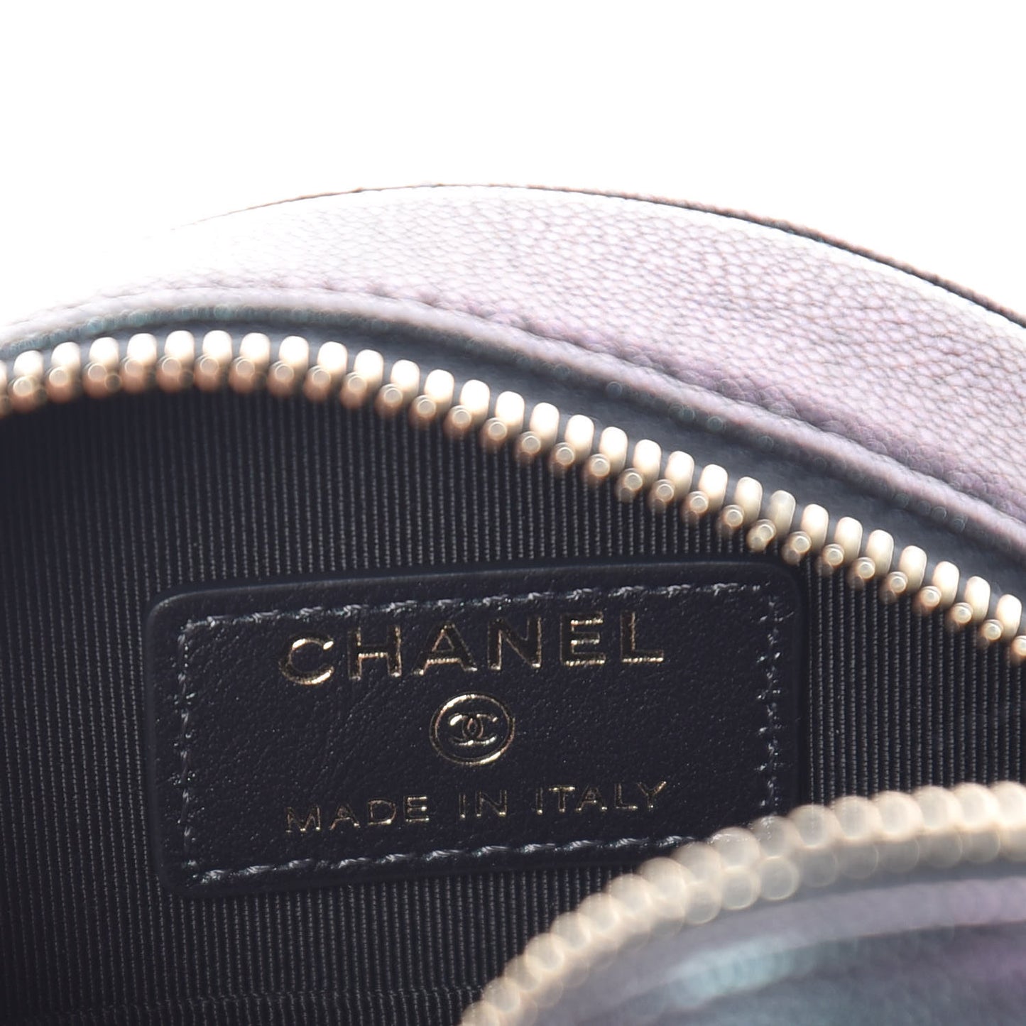 Iridescent Caviar Quilted Round Clutch With Chain Black