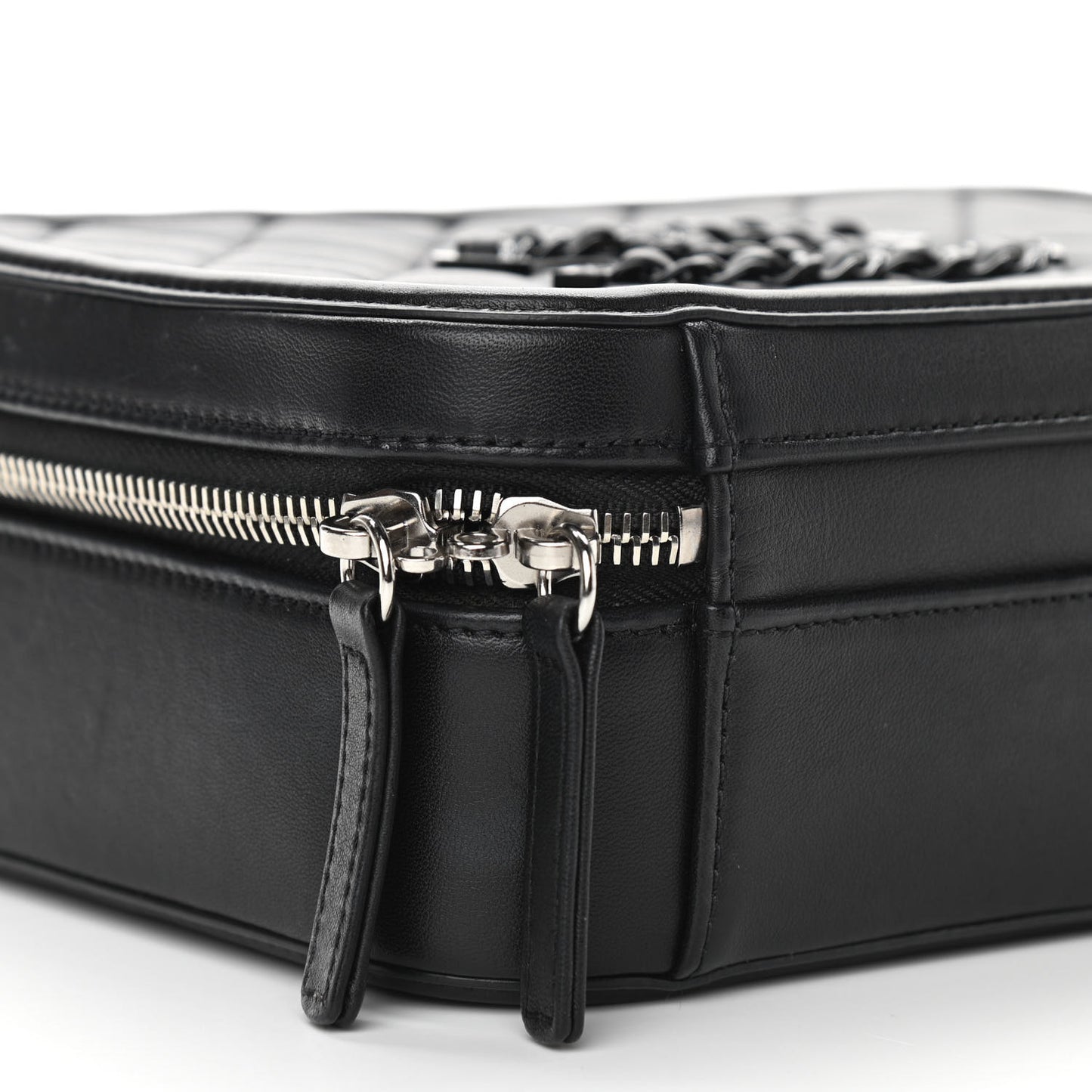 Lambskin Quilted Medium CC Filigree Vanity Case Black