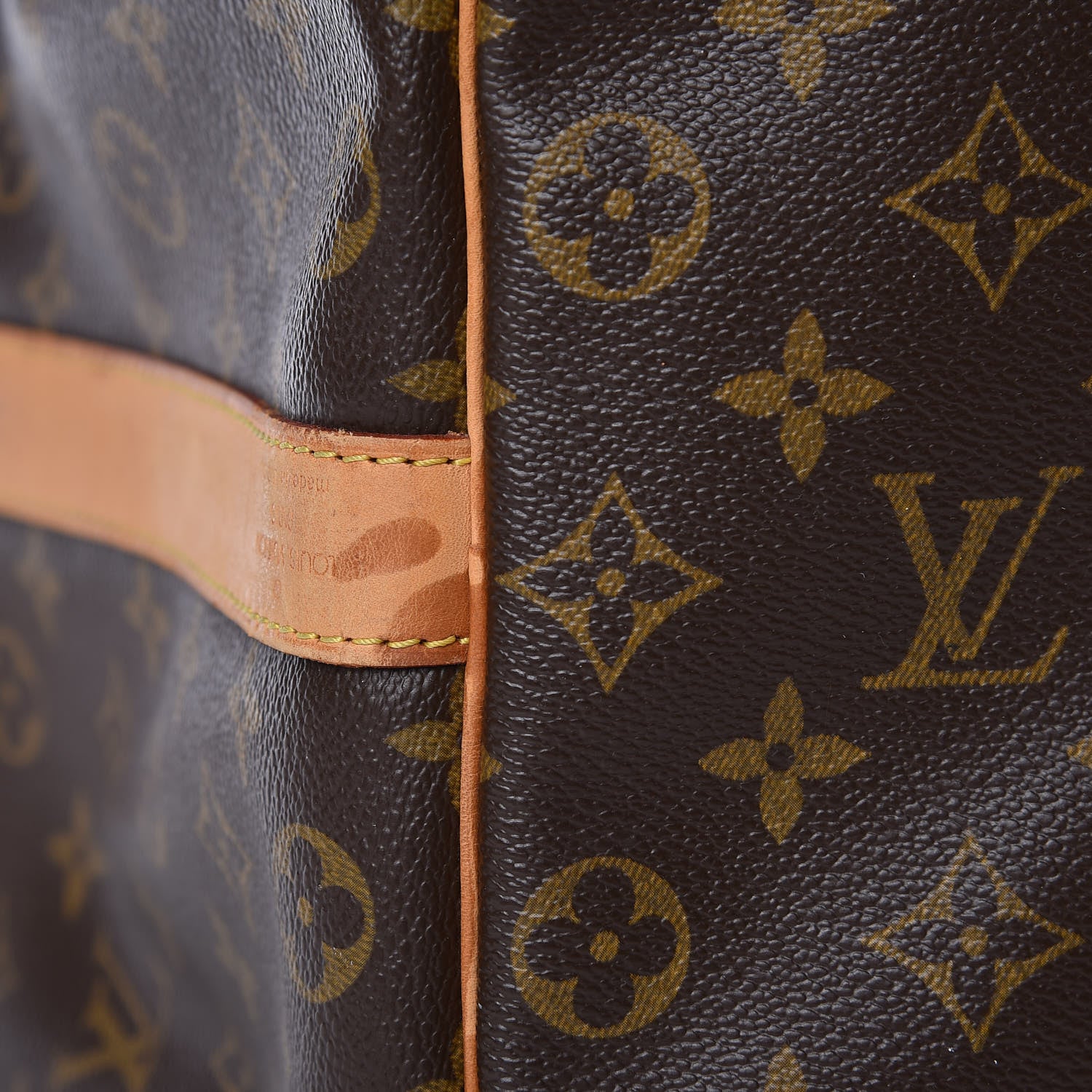Louis Vuitton Monogram Keepall Bandouliere 50 22 of 26