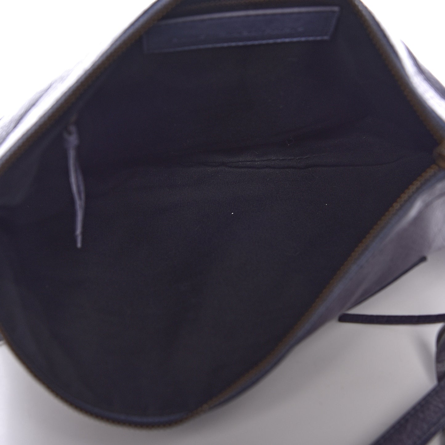 Agneau Classic Hardware Flat Handle Clutch Jacynthe