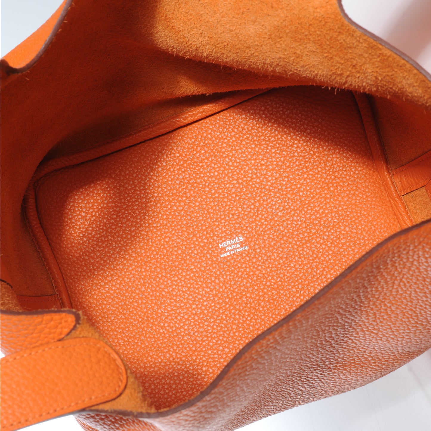 Taurillon Clemence Picotin Lock MM Orange