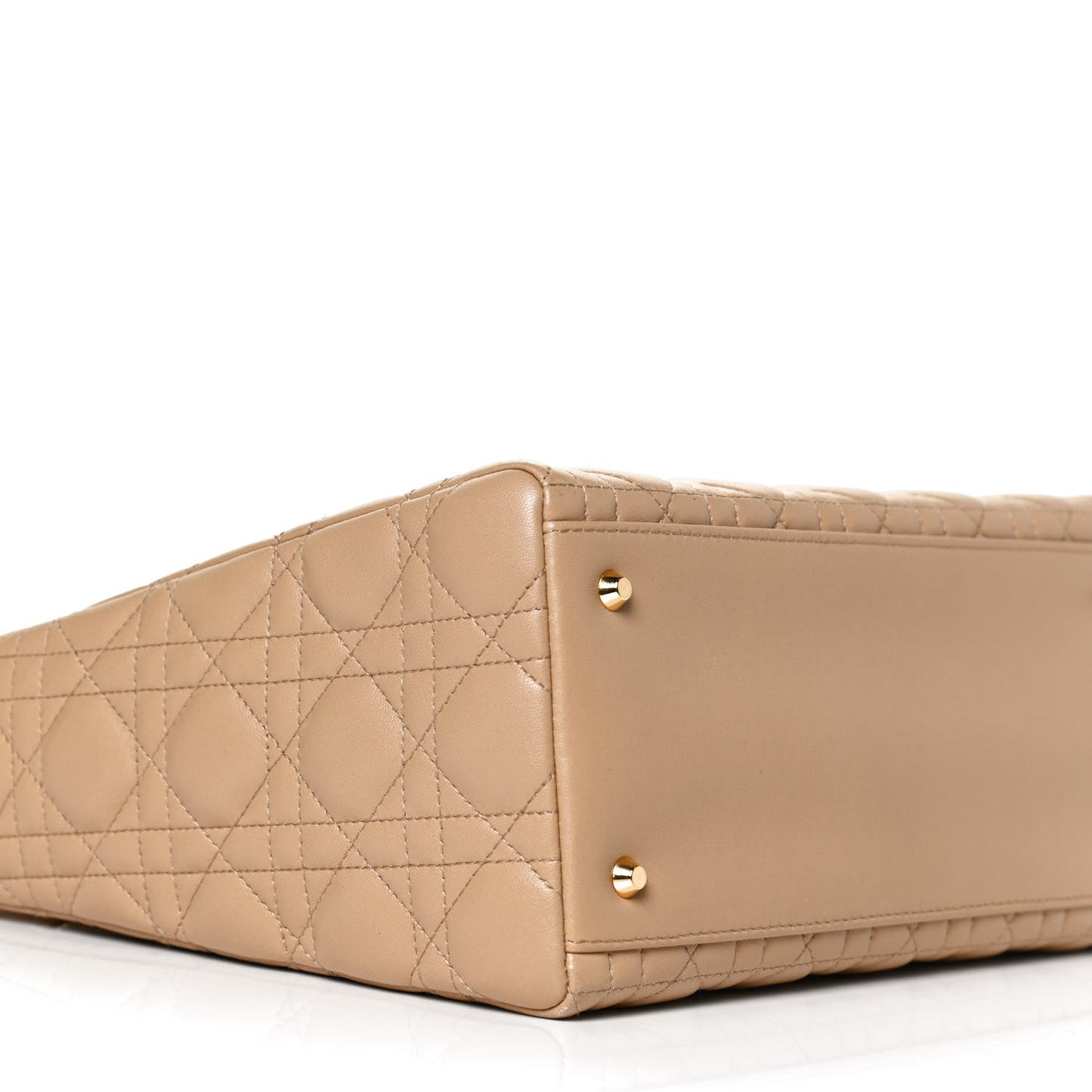 Lambskin Cannage Medium Lady Dior Beige