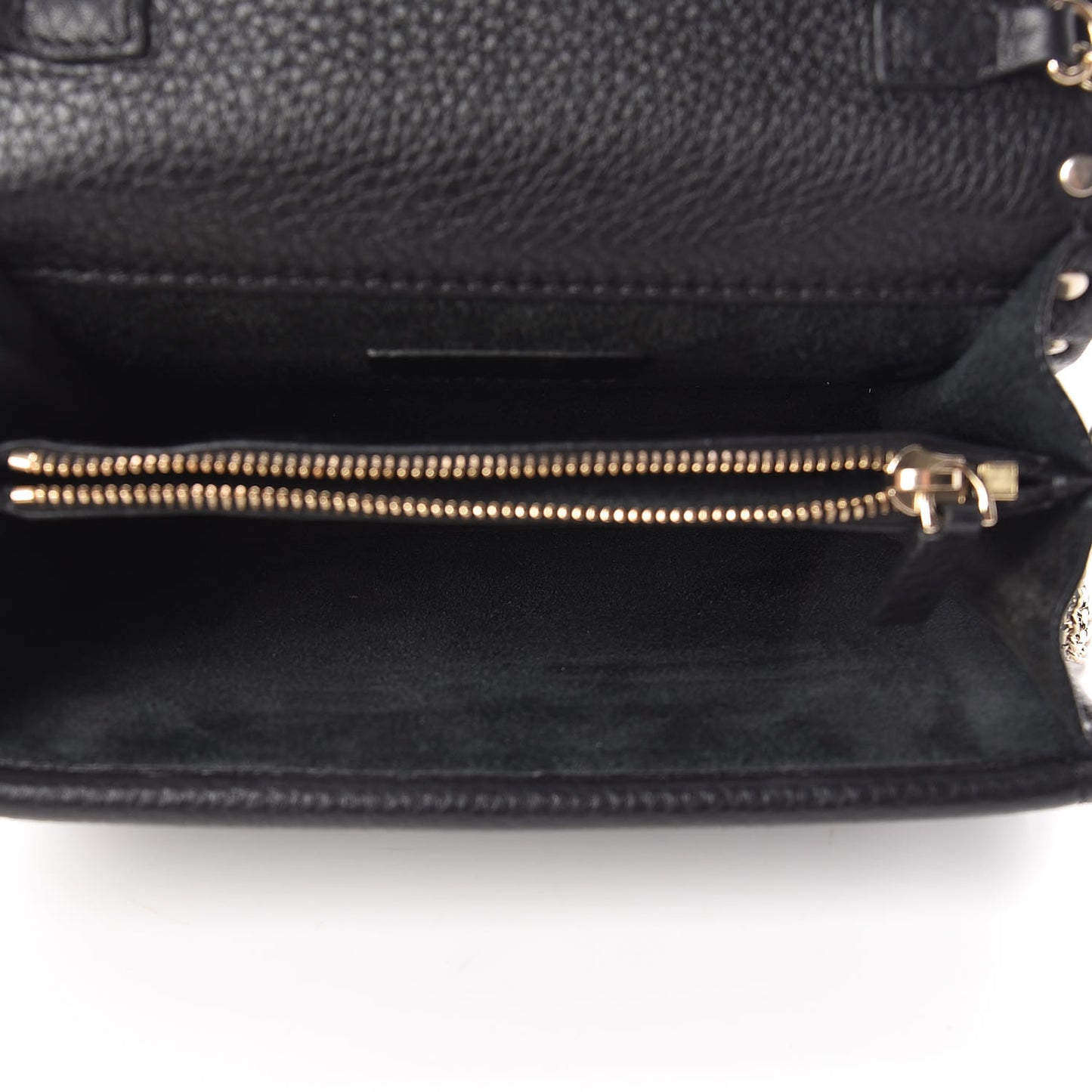 Pebbled Calfskin Rockstud Wallet on Chain Black