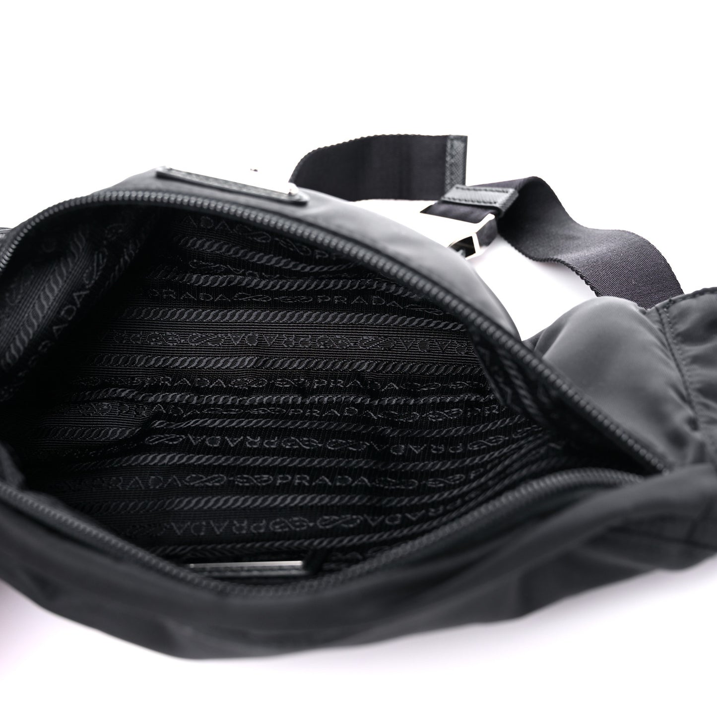 Tessuto Nylon Montagna Belt Bag Black