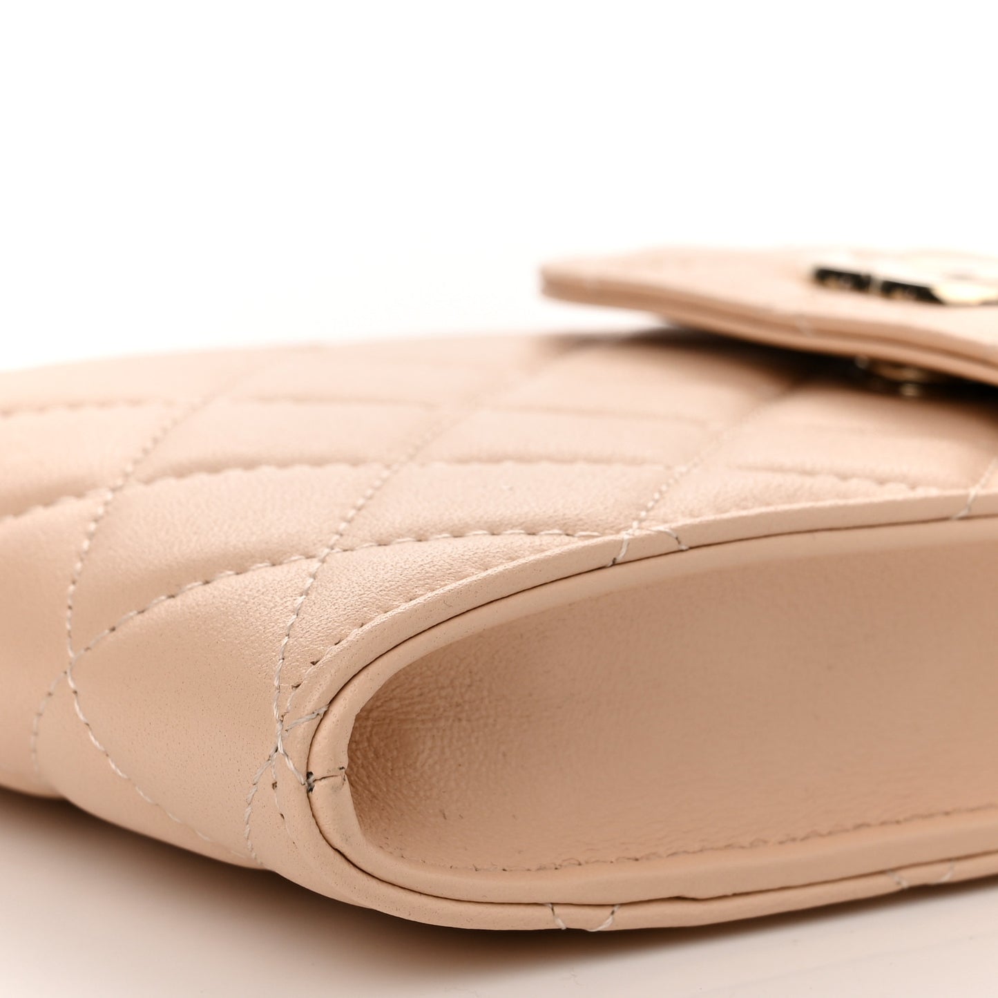 Lambskin Enamel Quilted Phone Holder With Chain Beige