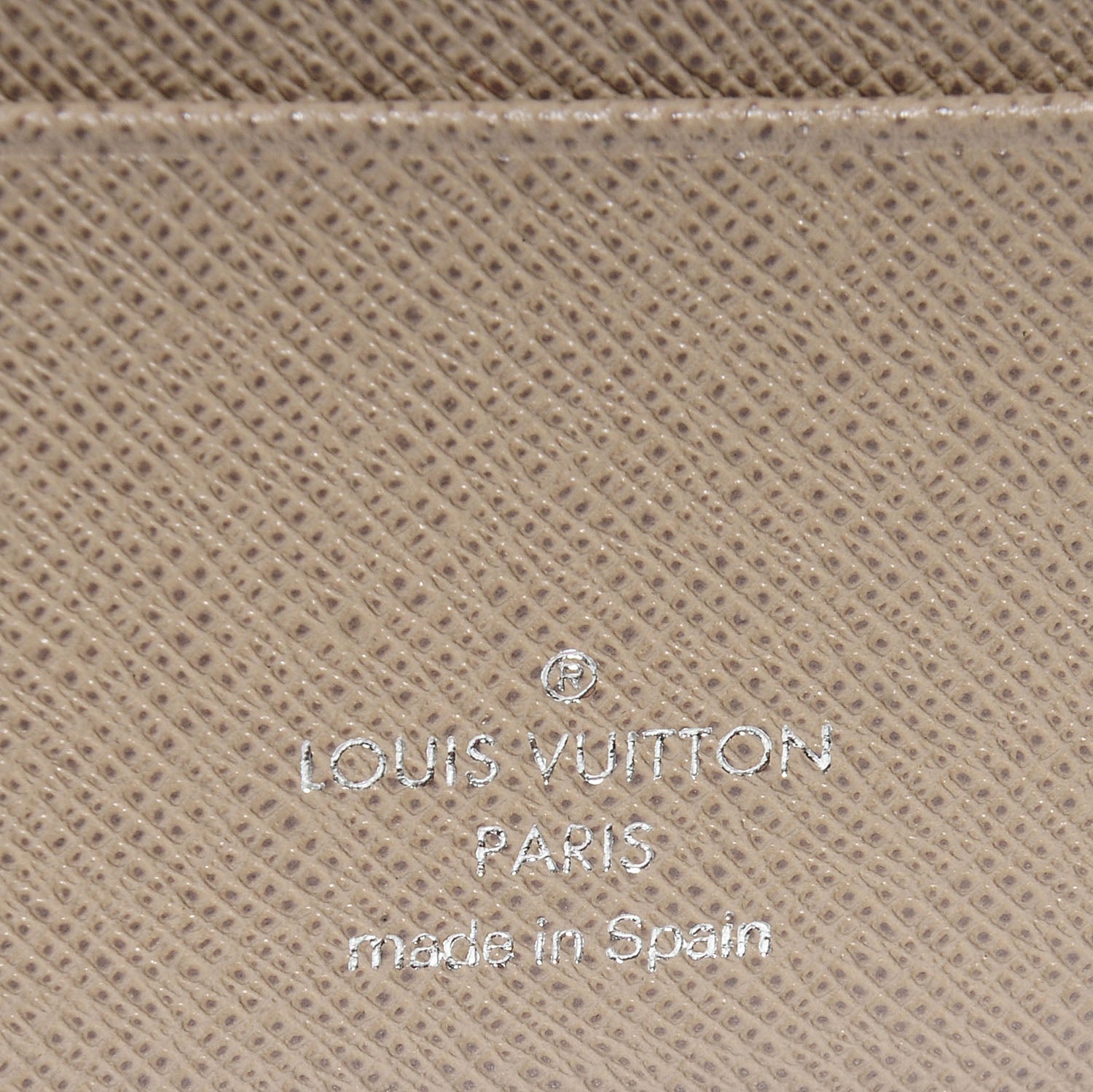 Louis Vuitton Taiga Leather Passport Cover Polar 6 of 7