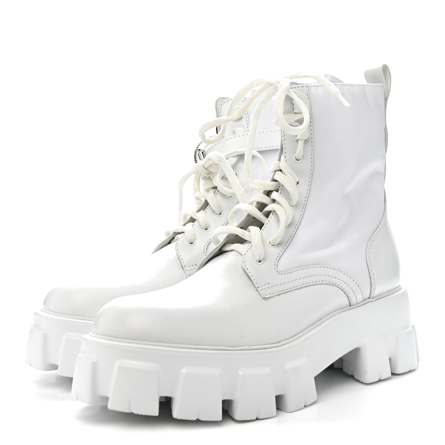 Spazzolato Rois Re-Nylon Metal Triangle Logo Monolith Pouch Pocket 55mm Boots 40.5 White